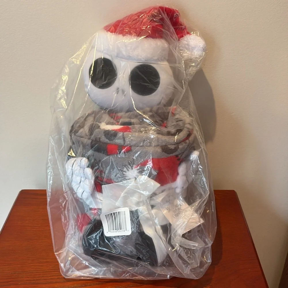 Disney’s NBC Jack Skellington Holiday Pillow Buddy and Throw Set